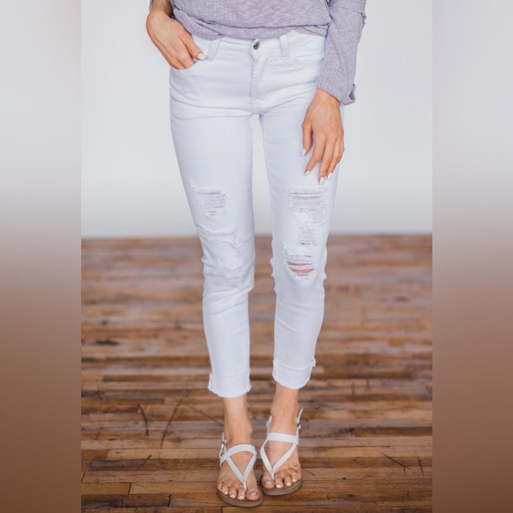 KanCan White Distressed Skinny Jeans 15/31 NWT